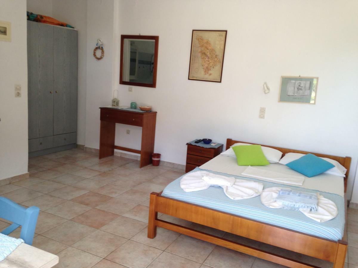 Villa Costa Studios Vathi  Extérieur photo